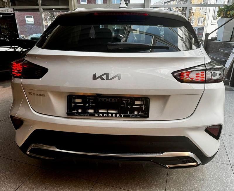 Neu Kia XCeed 150 PS (110 kW) 2026 Weiß SUV