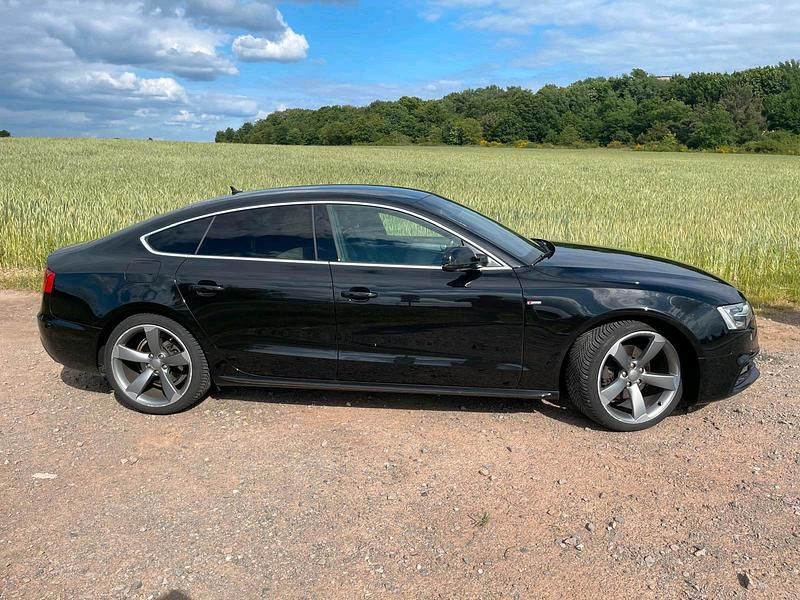 Gebraucht Audi A5 Comfort 177 PS (130 kW) 2017 Schwarz Coupé
