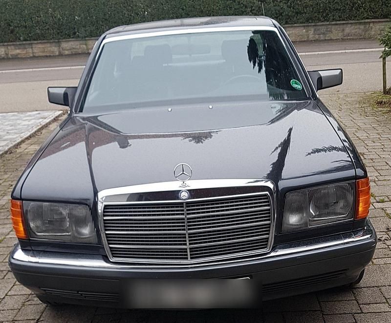 Schwarz Gebraucht 1990 Mercedes 500 Limousine | 23.000 € - Bild 1/4