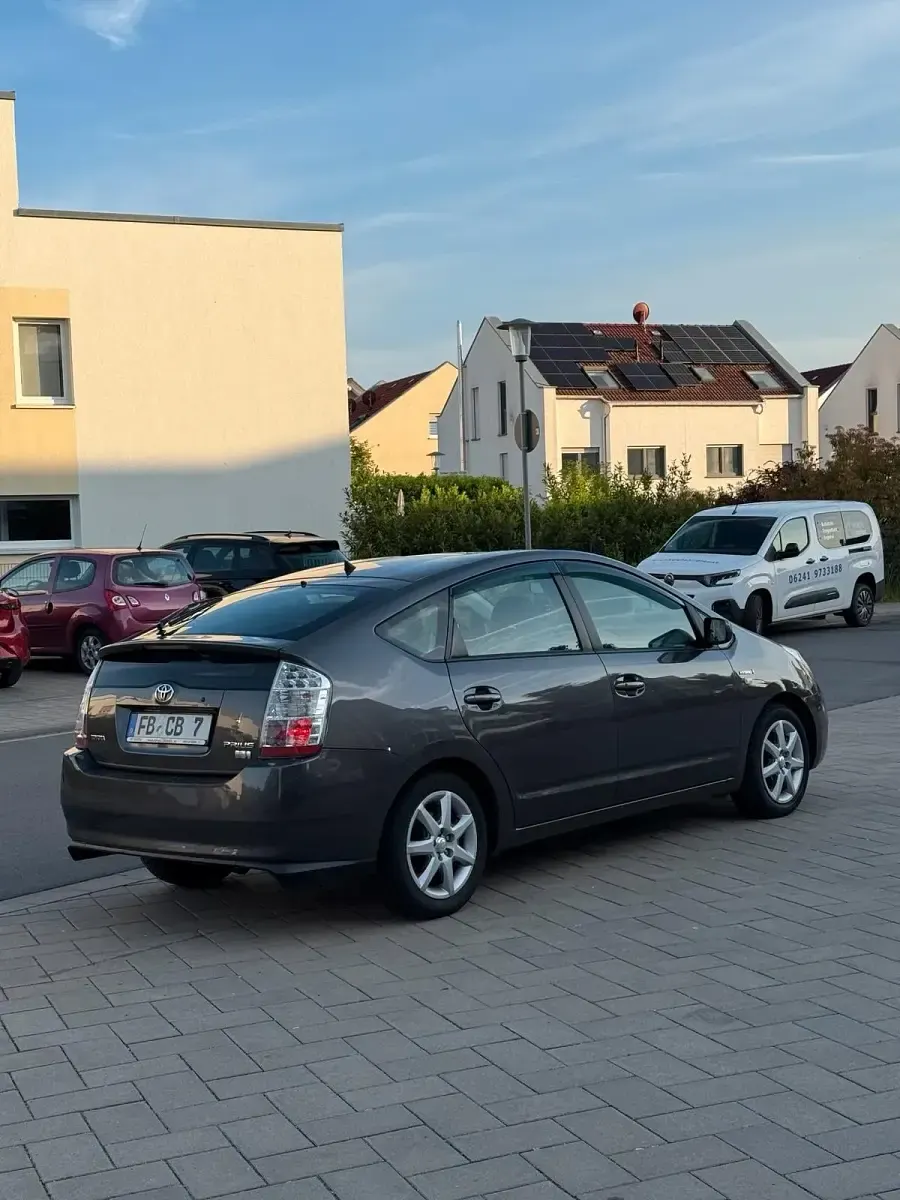 Occasion Toyota Prius 77 ch (56 kW) 2008 Argent Citadine
