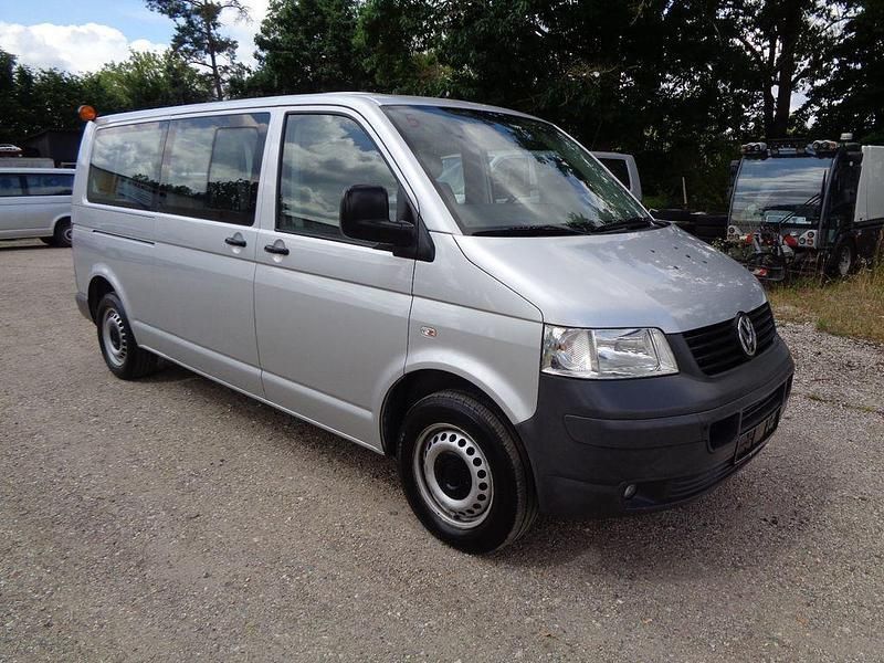 Silber Gebraucht 2009 VW T5 Van | 12.900 € (Fairer Preis) - Bild 1/4