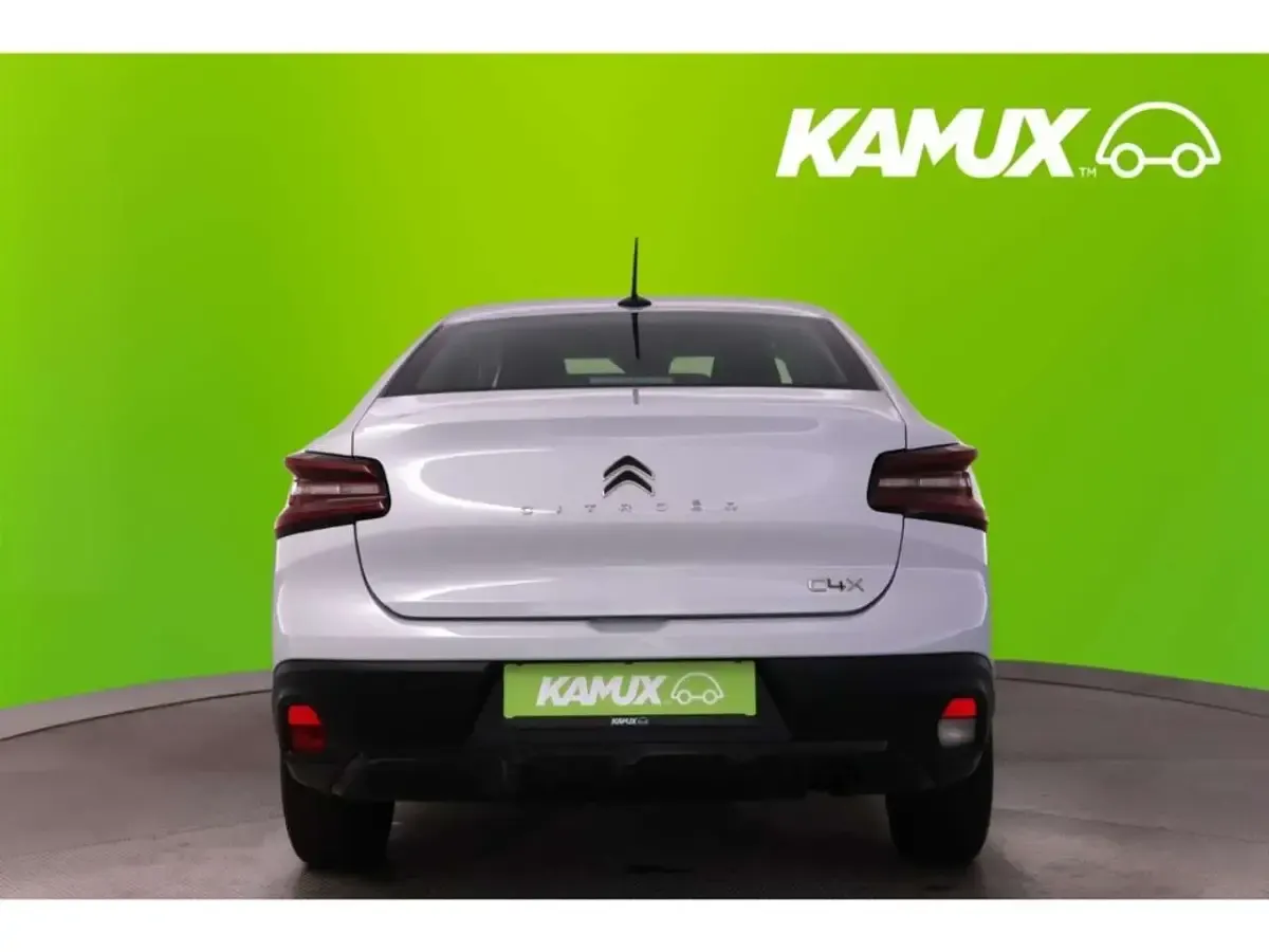 Gebraucht Citroën C4 PureTech 101 PS (74 kW) 2024 Blanc SUV