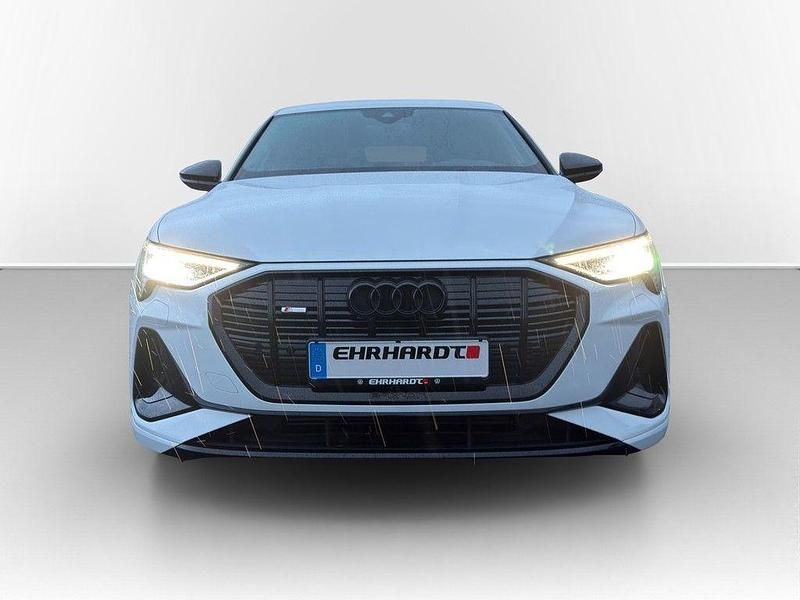 Gebraucht Audi e-tron S-Line 230 kW (313 PS) 2022 Weiß SUV