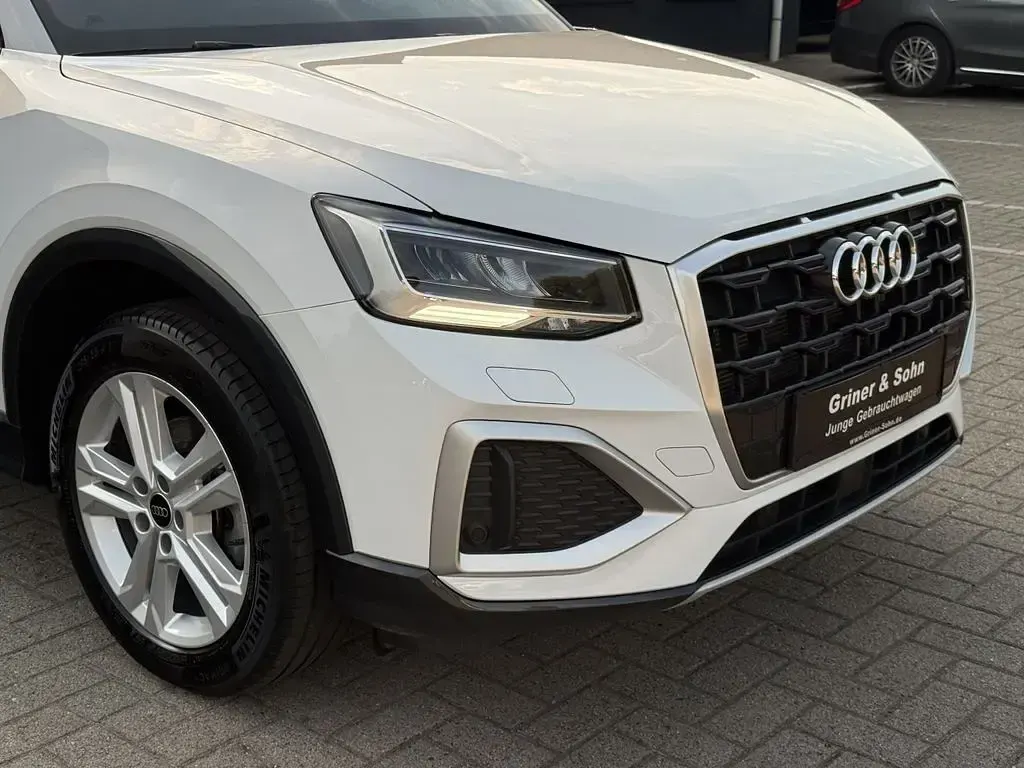 Gebraucht Audi Q2 Advanced 150 PS (110 kW) 2024 Weiß SUV