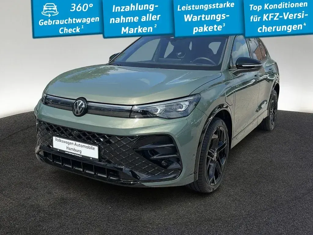 Gebraucht VW Tiguan R-line 204 PS (150 kW) 2025 D4 cipressinogrün metallic SUV