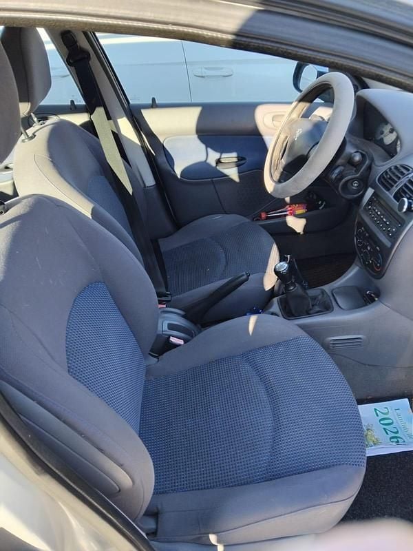 Gebraucht Peugeot 206 75 PS (55 kW) 2003 Silber Kombi