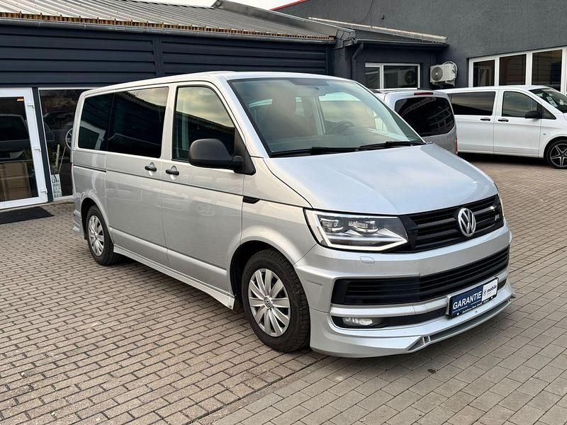 Gebraucht VW Multivan 150 PS (110 kW) 2017 Silber Van
