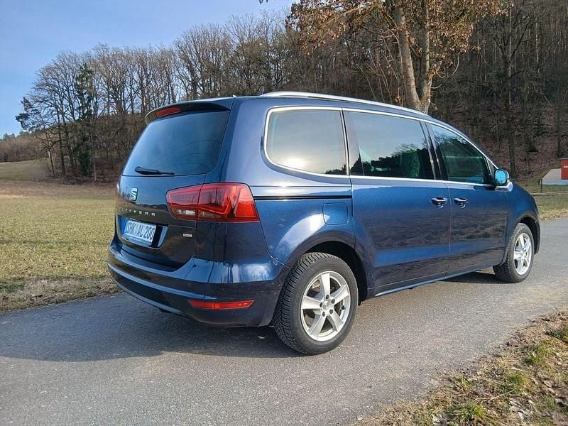 Gebraucht Seat Alhambra 4Drive 150 PS (110 kW) 2016 Blau Van / Kleinbus
