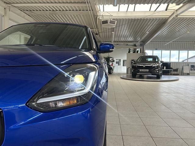 Neu Suzuki Swift Comfort+ 83 PS (61 kW) 2025 Blau Kleinwagen