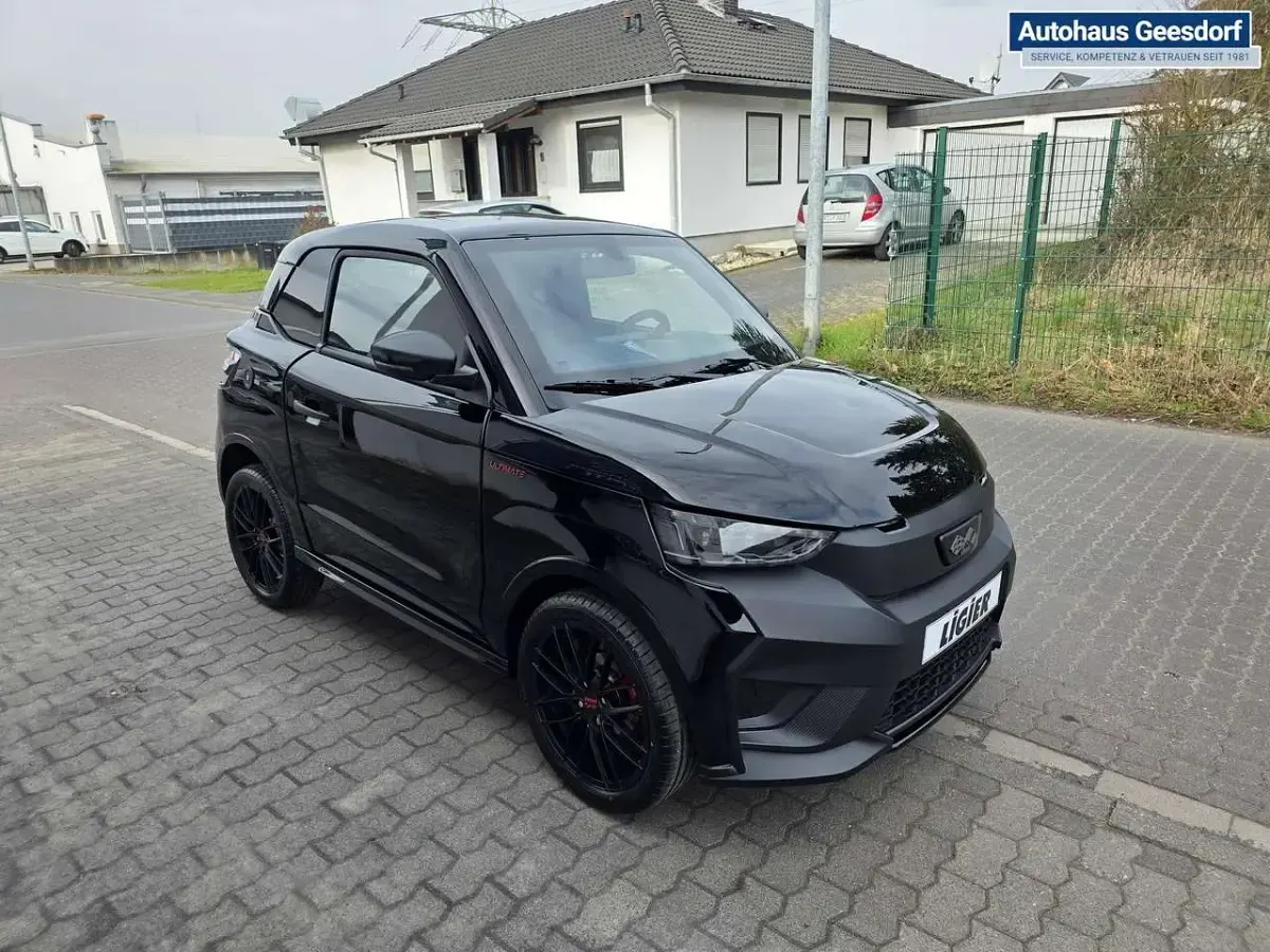 Neu Ligier JS50 2026 Schwarz Kleinwagen