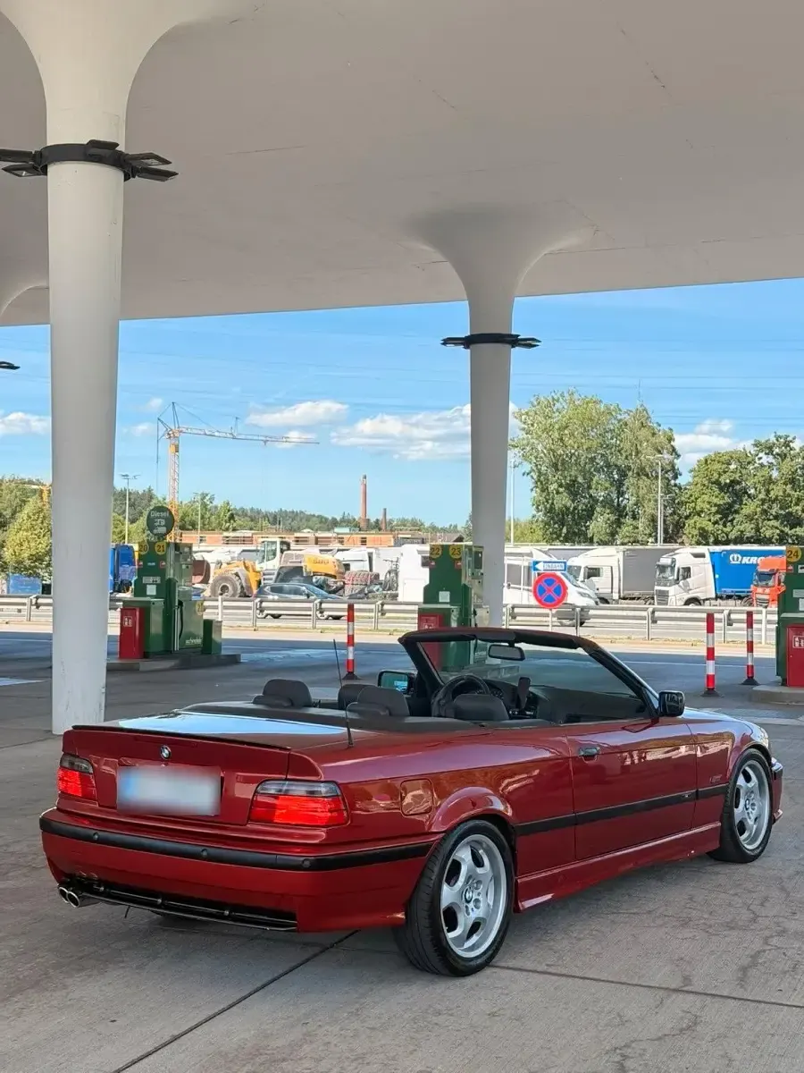Gebraucht BMW 328 Cabriolet 193 PS (141 kW) 1999 Rot Cabrio