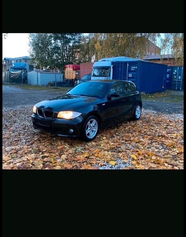 Schwarz Gebraucht 2007 BMW 118 Kleinwagen | 4.300 € (Etwas zu teuer) - Bild 1/4