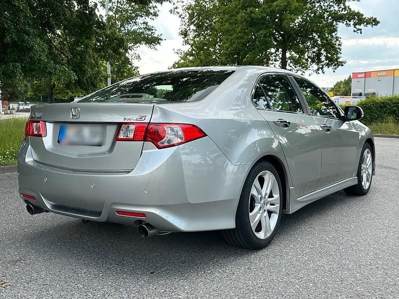 Silber Gebraucht 2009 Honda Accord Type S Limousine | 19.900 € - Bild 1/4