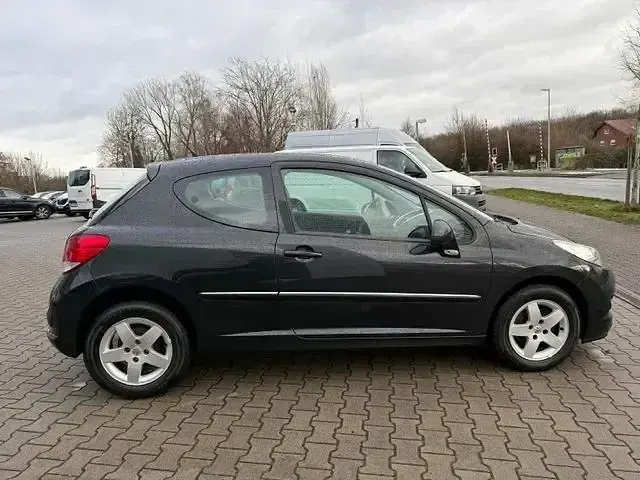 Gebraucht Peugeot 207 Style 184 PS (135 kW) 2011 Schwarz