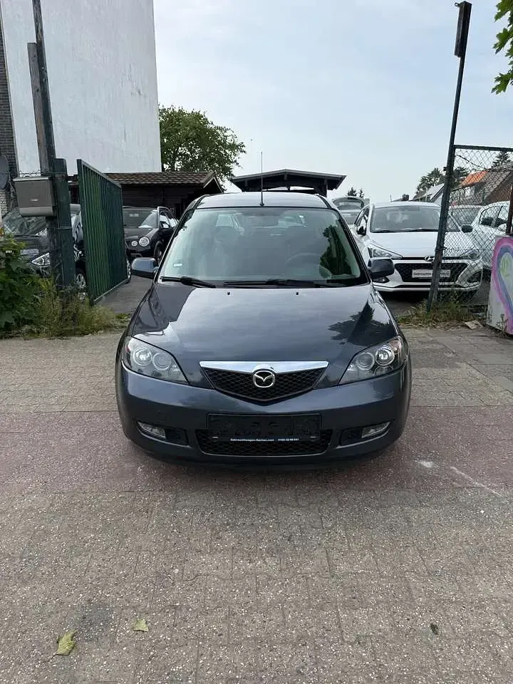 Gebraucht Mazda 2 80 PS (58 kW) 2006 Amarograu metallic Kleinwagen