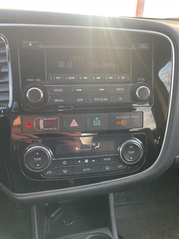 Gebraucht Mitsubishi Outlander 150 PS (110 kW) 2014 Schwarz SUV