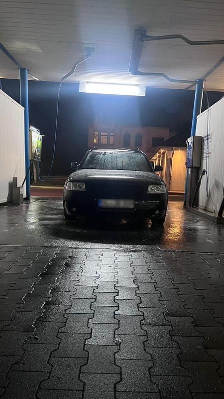 Usata VW Passat 101 CV (74 kW) 2004 Nero Station wagon