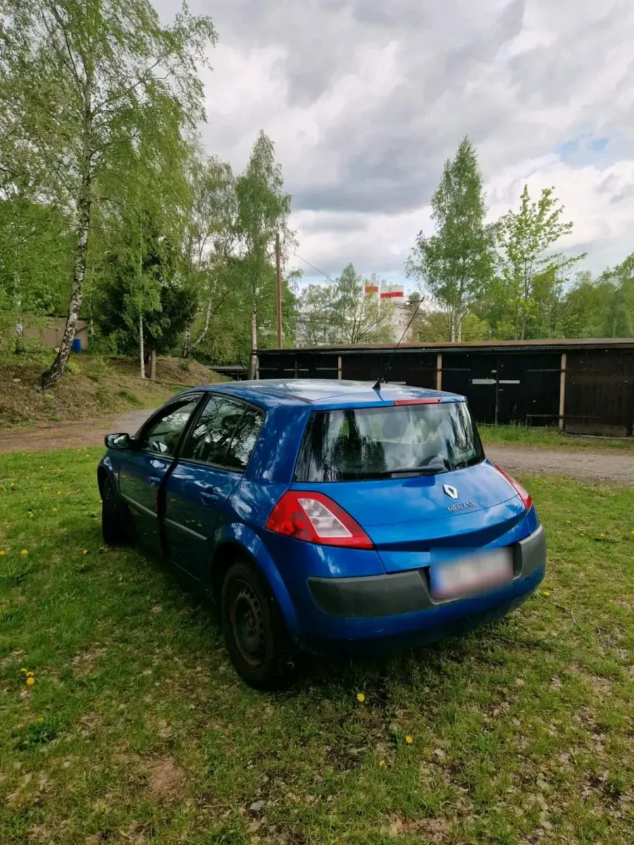 Brugt Renault Mégane II 98 HK (72 kW) 2003 Blå Sedan