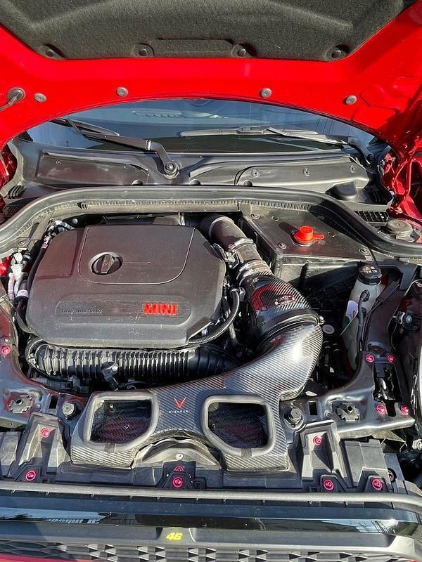 Gebraucht Mini John Cooper Works 231 PS (169 kW) 2024 Rot Kleinwagen