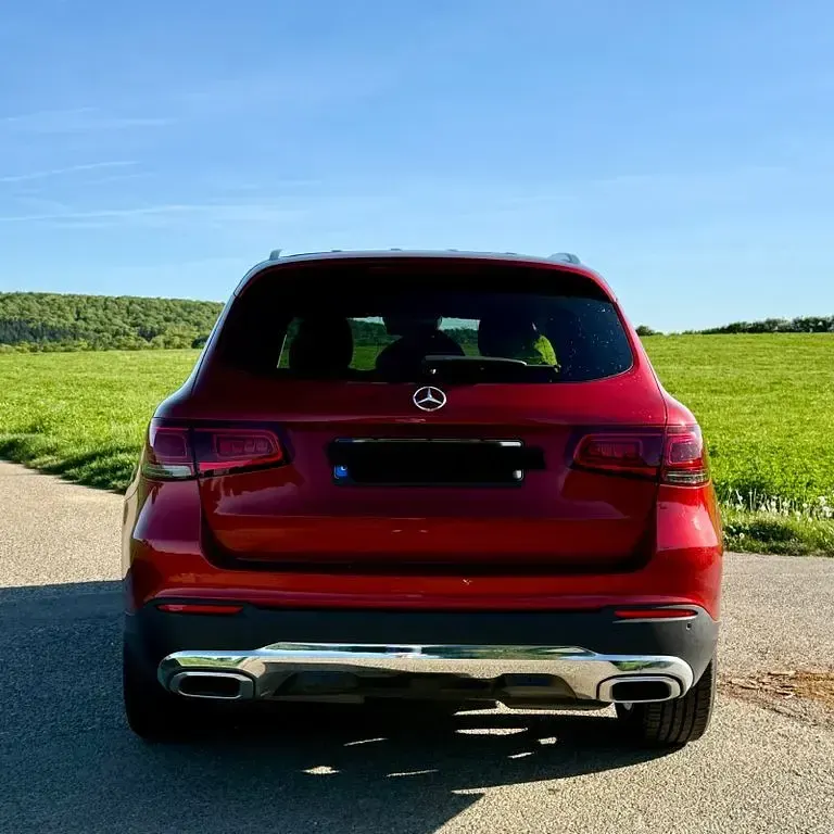 Gebraucht Mercedes GLC220 194 PS (142 kW) 2019 Rot SUV