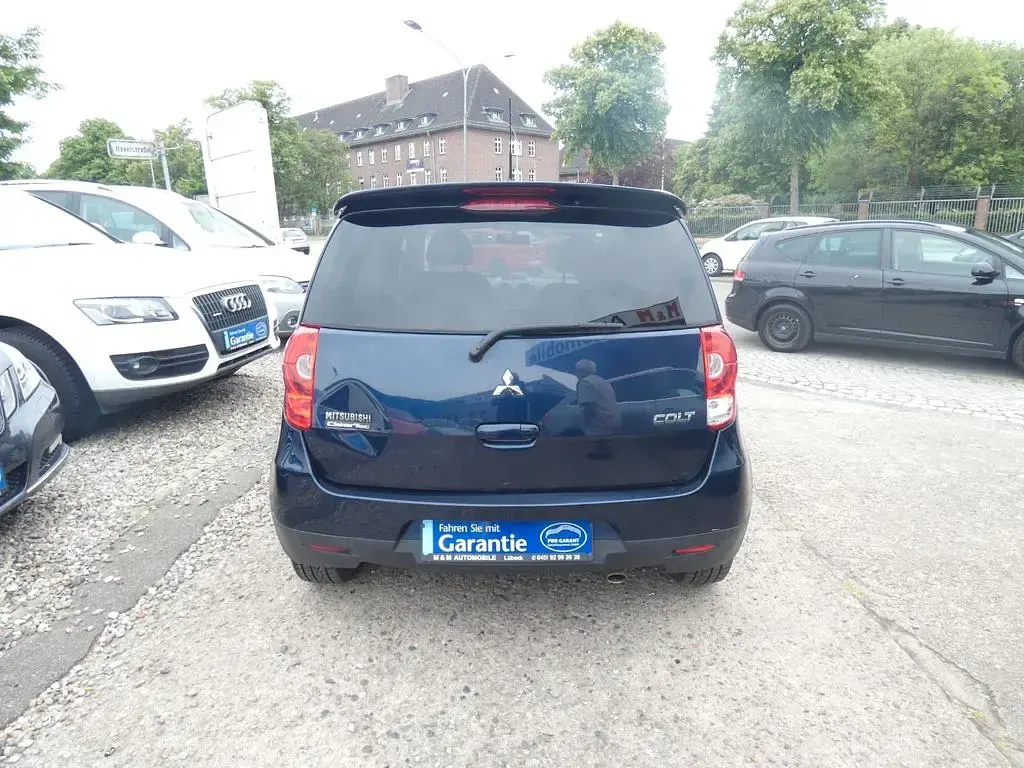 Gebraucht Mitsubishi Colt Motion 95 PS (69 kW) 2012 Blau Kleinwagen