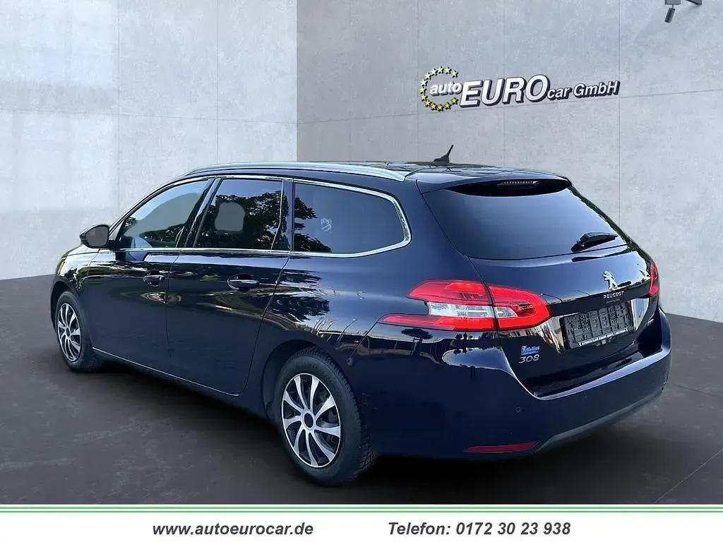 Gebraucht Peugeot 308 Allure 131 PS (96 kW) 2017 Blau Limousine