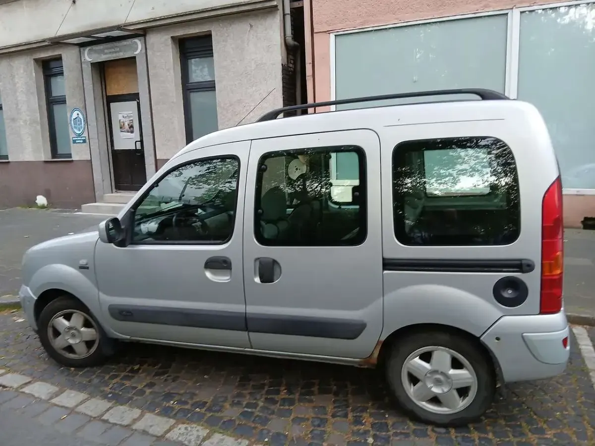 Gebraucht Renault Kangoo 95 PS (69 kW) 2005 Van / Kleinbus