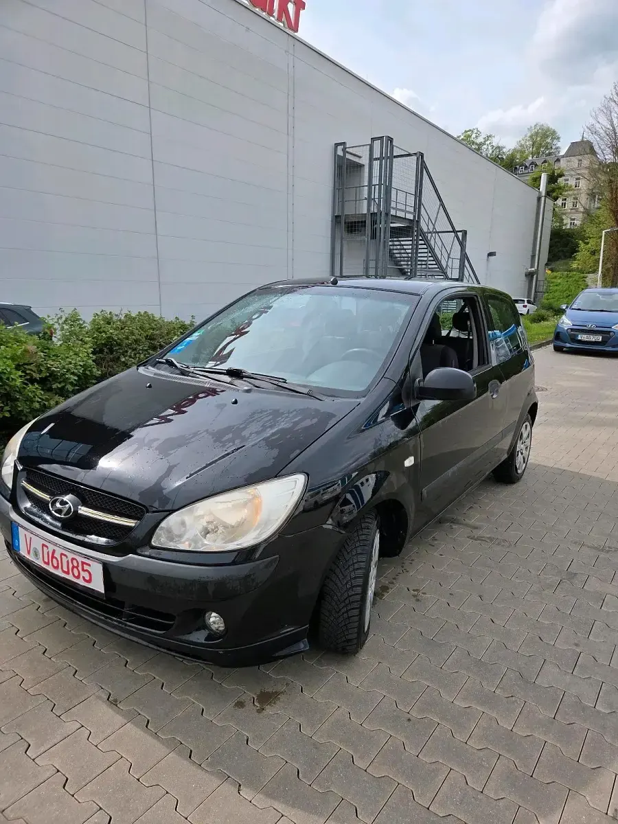 Second-hand Hyundai Getz 65 CP (47 kW) 2007 Negru Hatchback