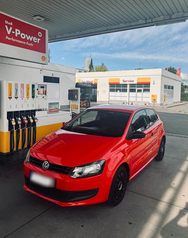 Rot Gebraucht 2011 VW Polo Coupé | 3.900 € (Guter Preis) - Bild 1/4