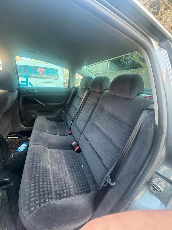 Gebraucht VW Passat 116 PS (85 kW) 2003 Limousine