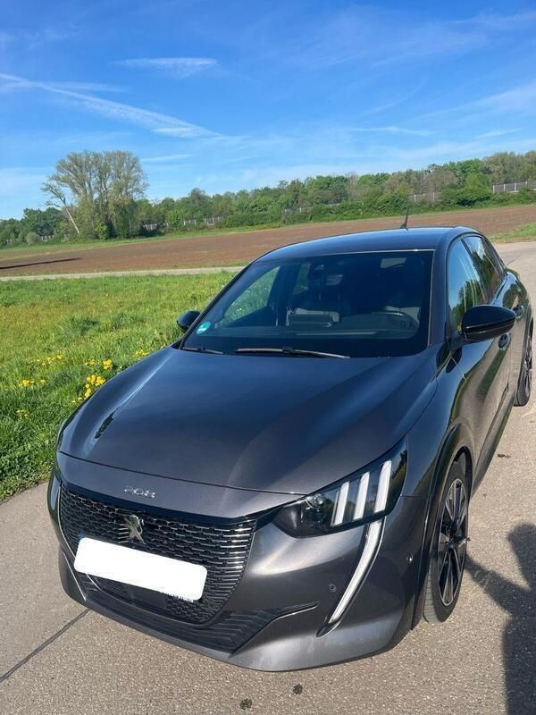 Grau Gebraucht 2020 Peugeot 208 GT Kleinwagen | 17.700 € (Fairer Preis) - Bild 1/4