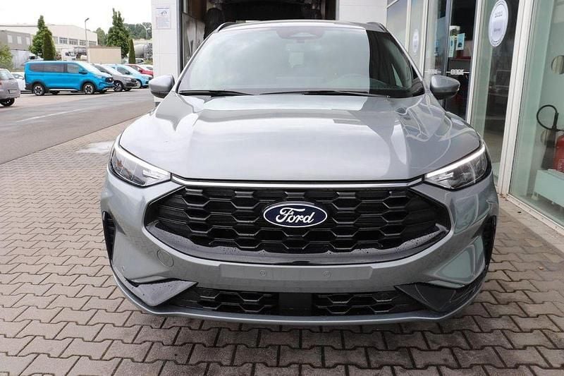 Gebraucht Ford Kuga ST-Line 242 PS (177 kW) 2025 Solar silver metallic SUV