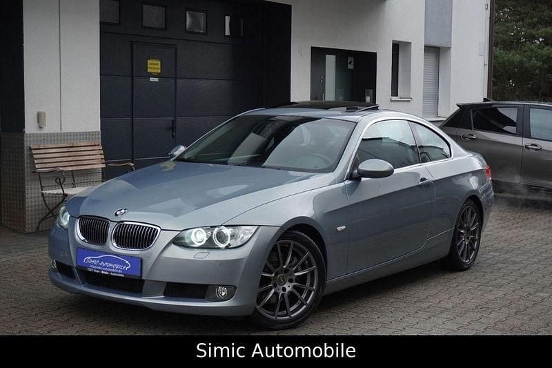 Gebraucht BMW 330 Sport Line 272 PS (200 kW) 2007 Grau Coupé