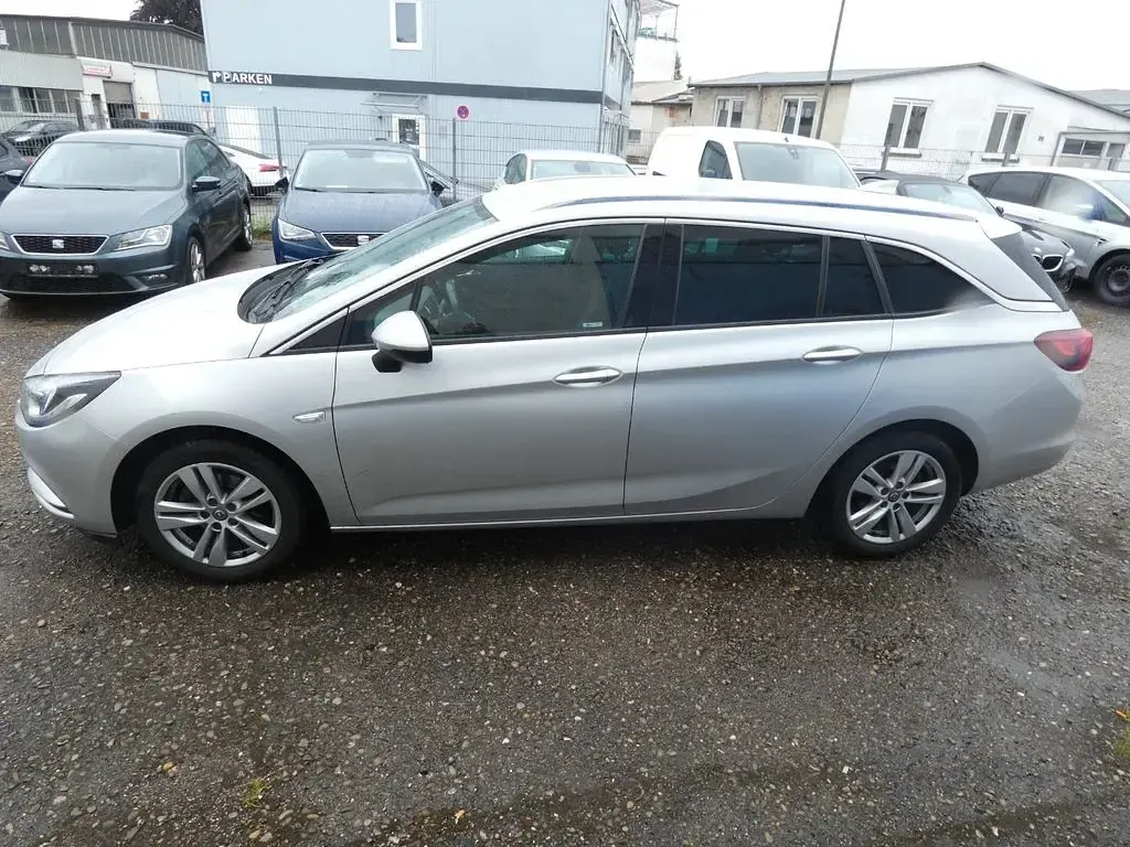 Gebraucht Opel Astra Dynamic 150 PS (110 kW) 2017 Silber Kombi
