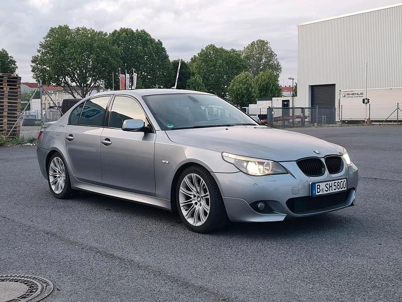 Grau Gebraucht 2006 BMW 550 M Sport Limousine | 9.400 € (Fairer Preis) - Bild 1/4