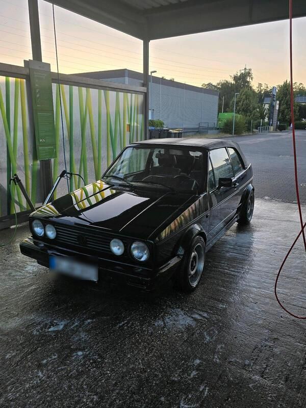 Schwarz Gebraucht 1991 VW Golf Cabriolet Cabrio | 7.500 € - Bild 1/4