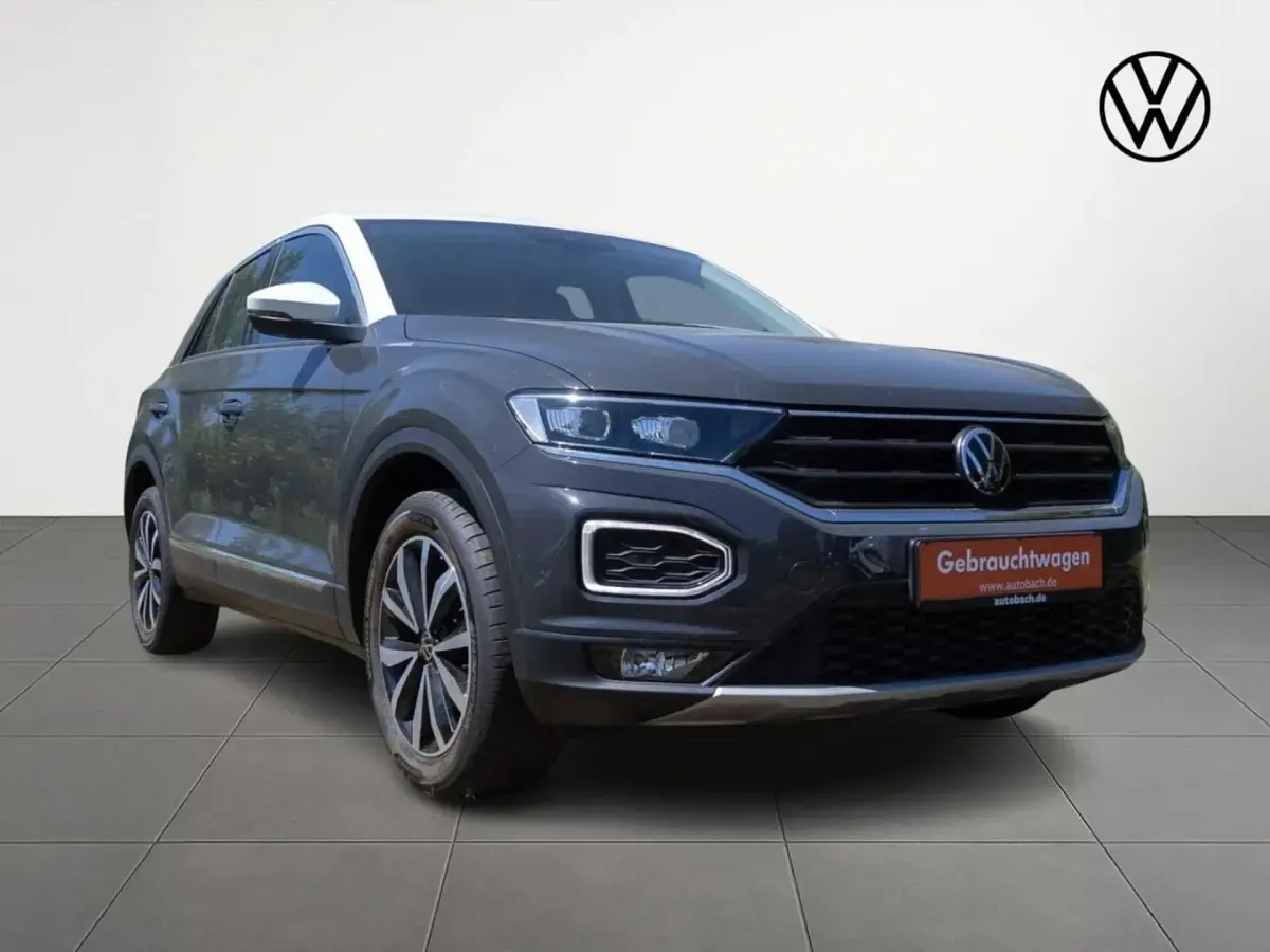 Gebraucht VW T-Roc Style 110 PS (80 kW) 2022 Uranograu/pure white SUV