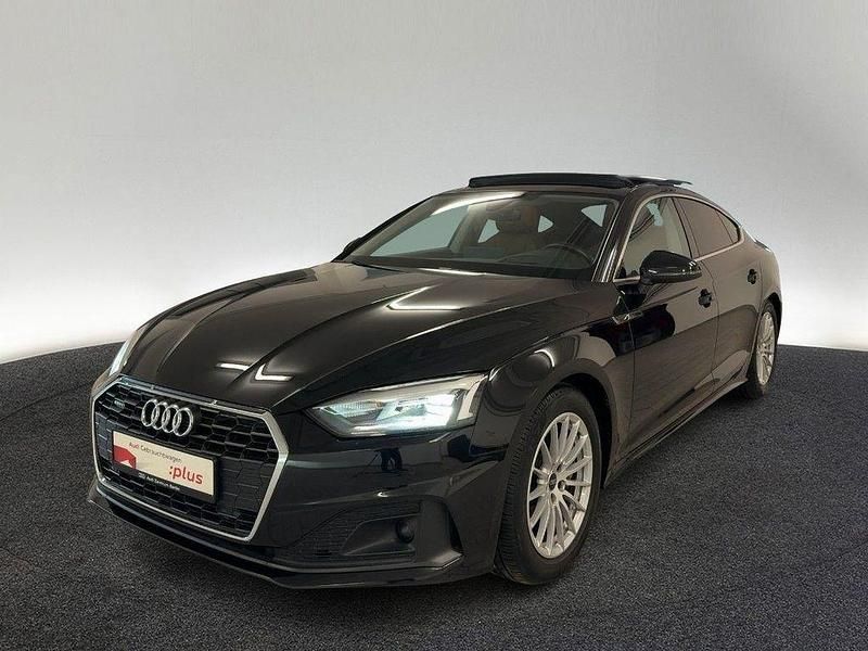 Gebraucht Audi A5 Sportback Ambiente 204 PS (150 kW) 2023 Brillantschwarz Kleinwagen