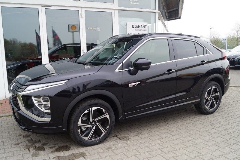 Pantherschwarz Neu 2025 Mitsubishi Eclipse Cross Select SUV | 36.980 € - Bild 1/4