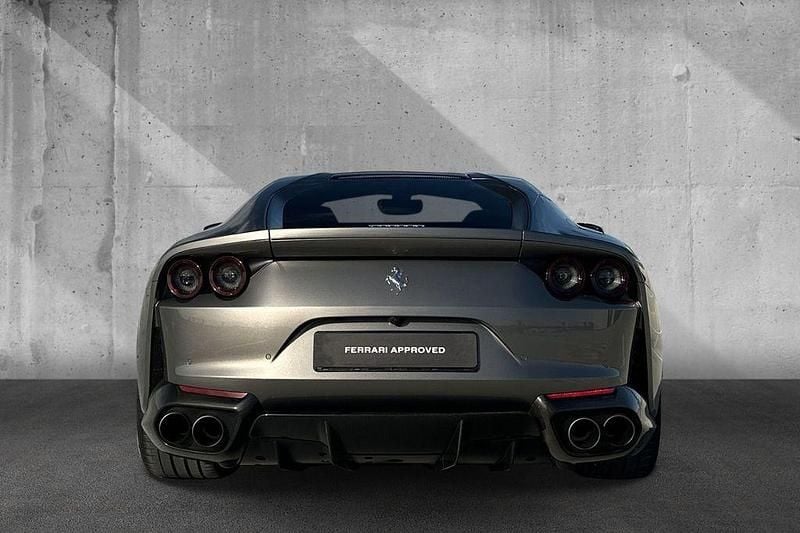 Gebraucht Ferrari 812 795 PS (584 kW) 2019 Grau Coupé