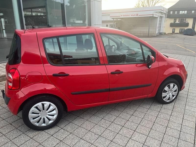 Usata Renault Modus 70 CV (51 kW) 2010 Rosso Monovolume