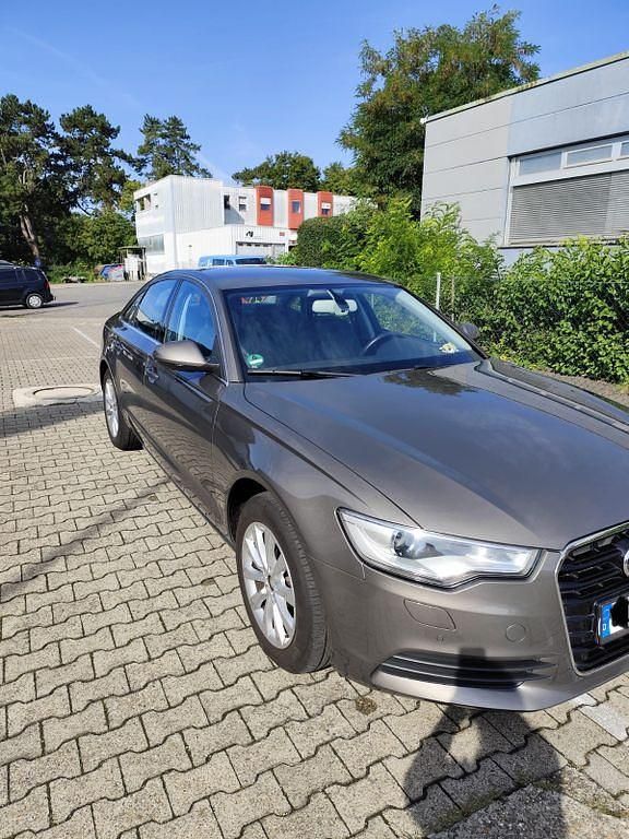 Gebraucht Audi A6 Ambiente 204 PS (150 kW) 2011 Grau Limousine