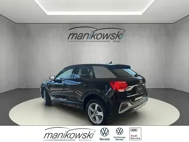 Gebraucht Audi Q2 Ambiente 110 PS (80 kW) 2025 Schwarz SUV