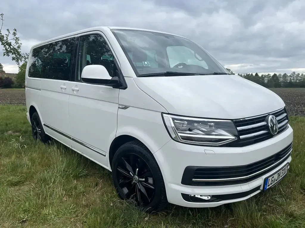 Gebraucht VW Multivan Highline 199 PS (146 kW) 2018 Weiß Van / Kleinbus