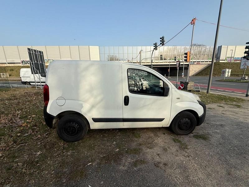 Gebraucht Peugeot Bipper 2009 Weiß Van / Kleinbus