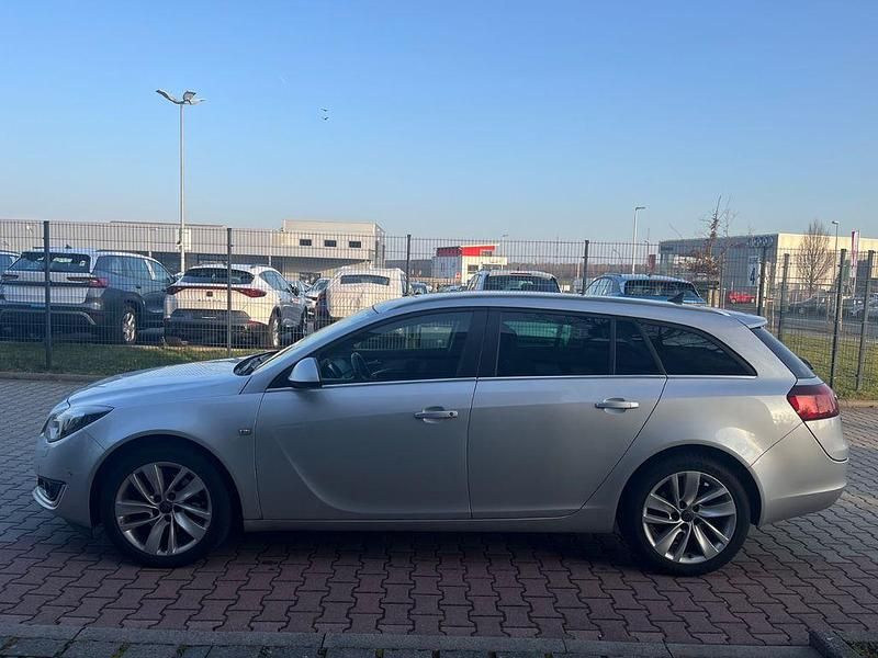 Gebraucht Opel Insignia Business Edition 163 PS (119 kW) 2014 Silber Kombi