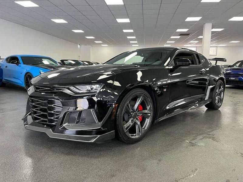 Gebraucht Chevrolet Camaro 340 PS (250 kW) 2022 Schwarz