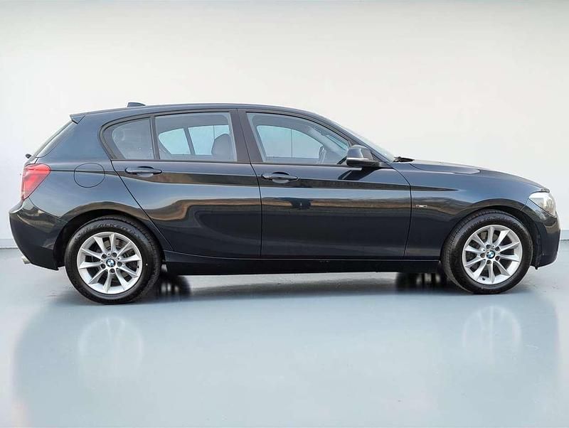 Gebraucht BMW 118 Urban Line 170 PS (125 kW) 2013 Midnight blue metallic Kleinwagen