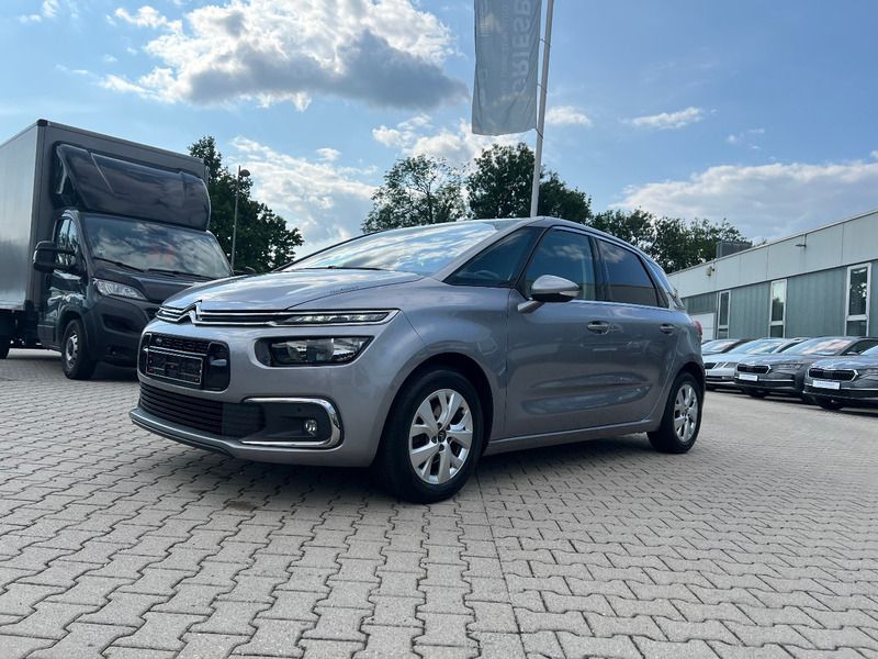Grau metallic Gebraucht 2016 Citroën C4 Van / Kleinbus | 9.990 € (Etwas zu teuer) - Bild 1/4