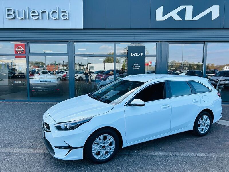 (wd) casa white s Neu 2025 Kia Ceed Sportswagon 4 Kombi | 24.990 € (Guter Preis) - Bild 1/4